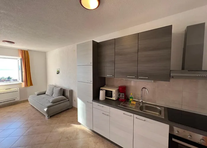 Apartman Marina Bol